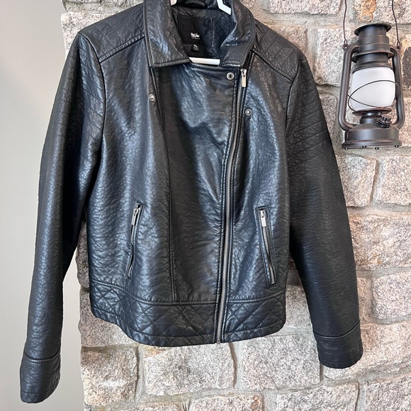 Mossimo Faux Leather Jacket - women’s size XL - black - Picture 4 of 8